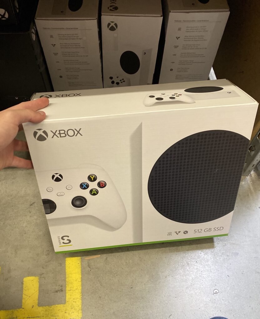 Xbox Series S retail box